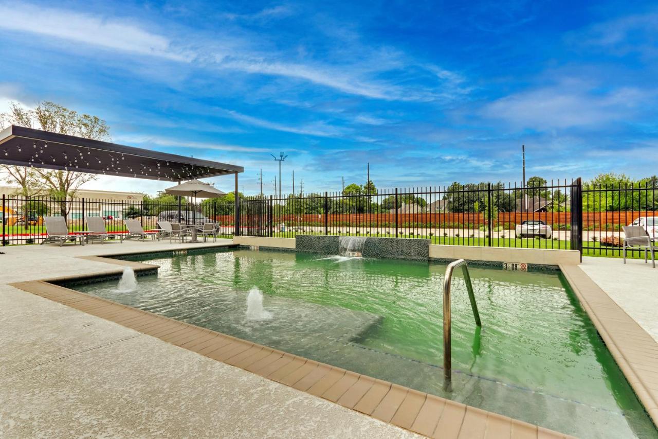 Towneplace Suites By Marriott Houston Northwest Beltway 8 Jersey Village Екстериор снимка